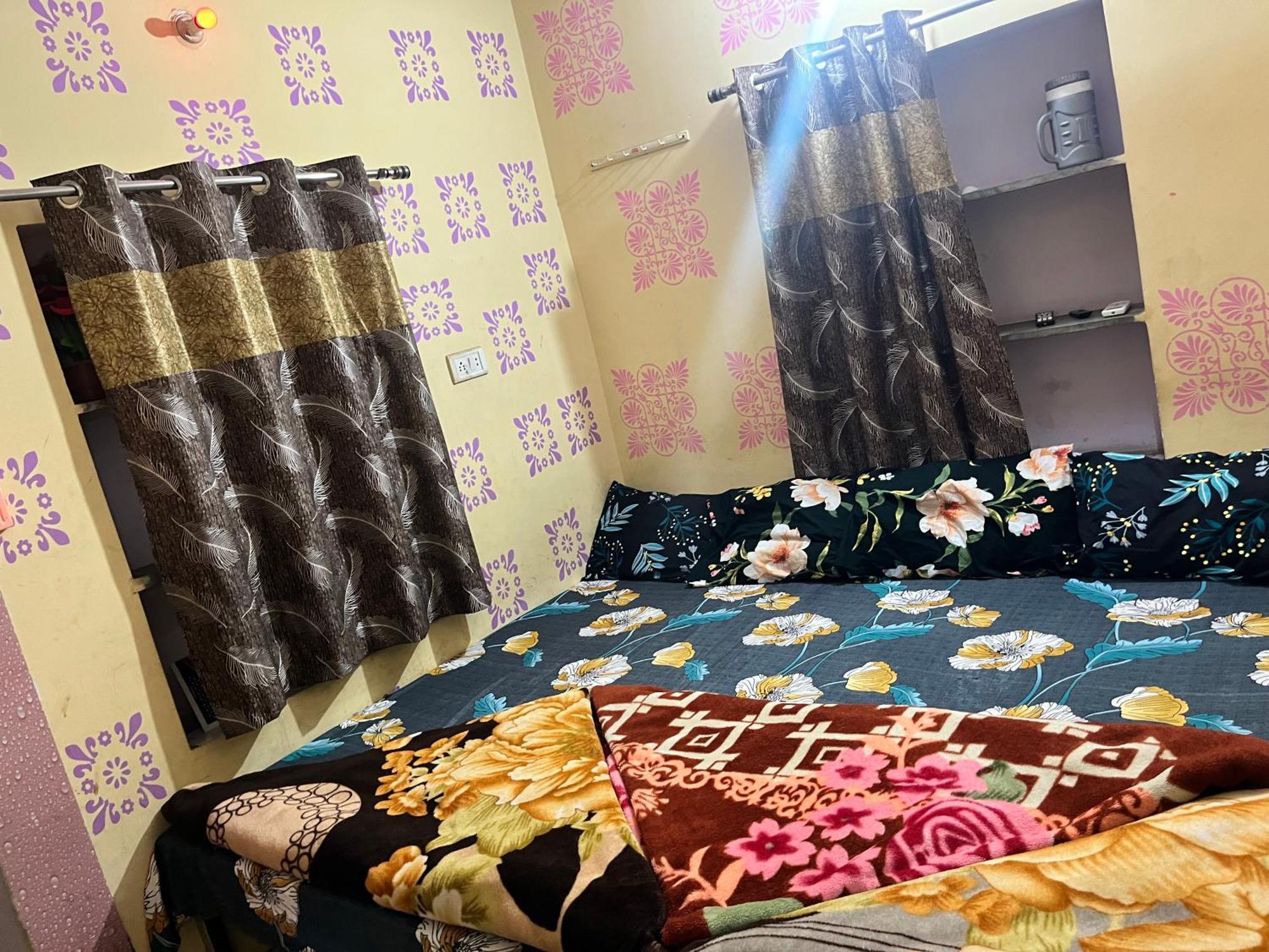 Hardik Guest House & General Store Ringas 外观 照片